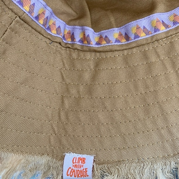 NWT Little Brownie Fkoral Print Bucket Hat One Size - Picture 9 of 9